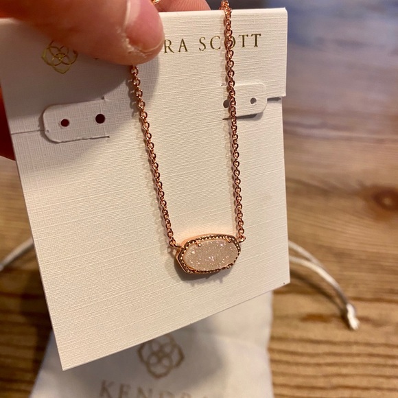 🛑 SOLD Kendra Scott Elisa Iridescent Druzy - Picture 4 of 16